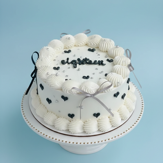 Classic Pearl Whisper Cake