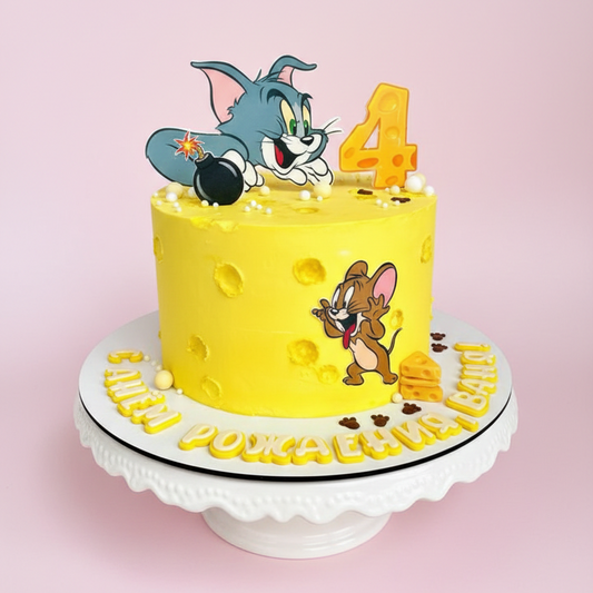 Classic Cat & Mouse Fun Cake