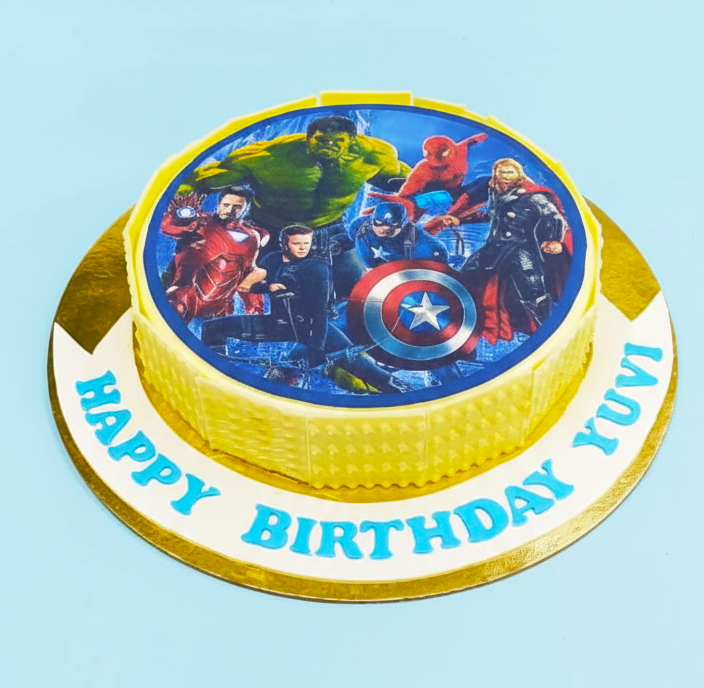 Avengers Creamy Sides Cake
