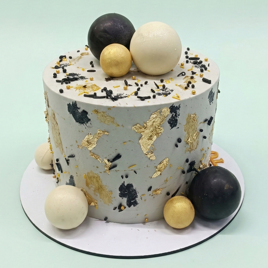 Golden Pearl Elegance Cake
