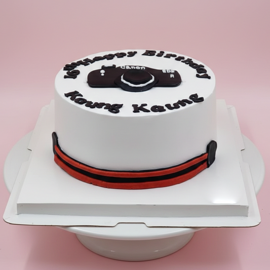 Camera Lens Celebration Cake