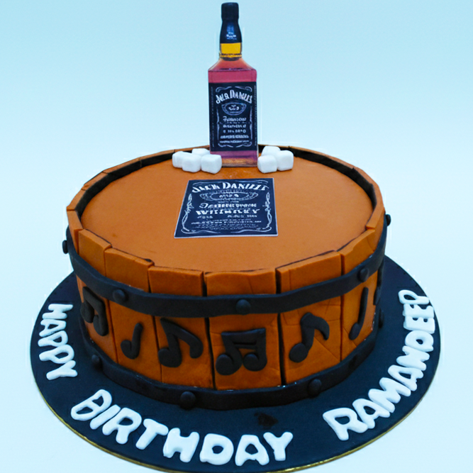 Jack Daniel’s Barrel Style Cake