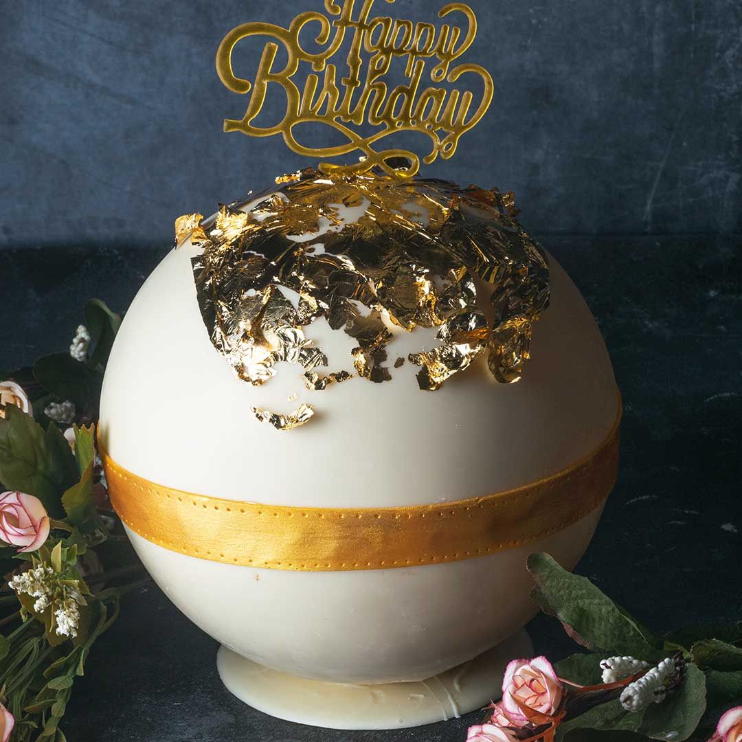 Gold Plate Globe Cake