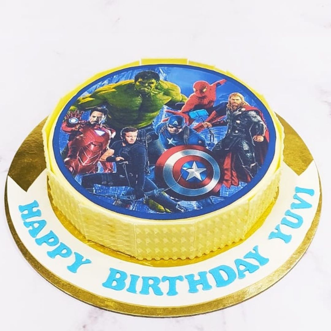 Avengers Creamy Sides Cake