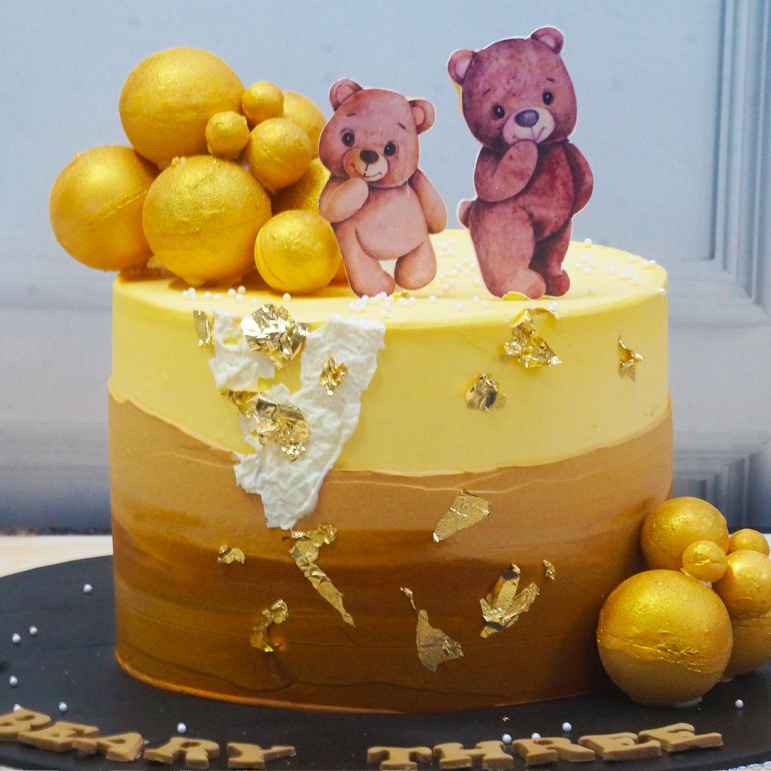 Winnie The Poo's Fantasy Cake