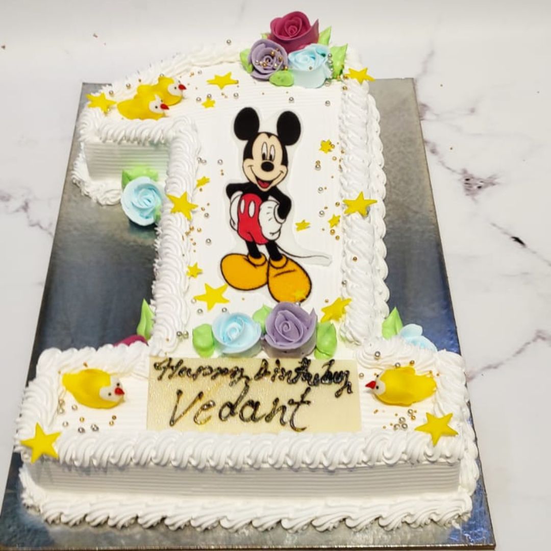 Mickey Mouse Cake