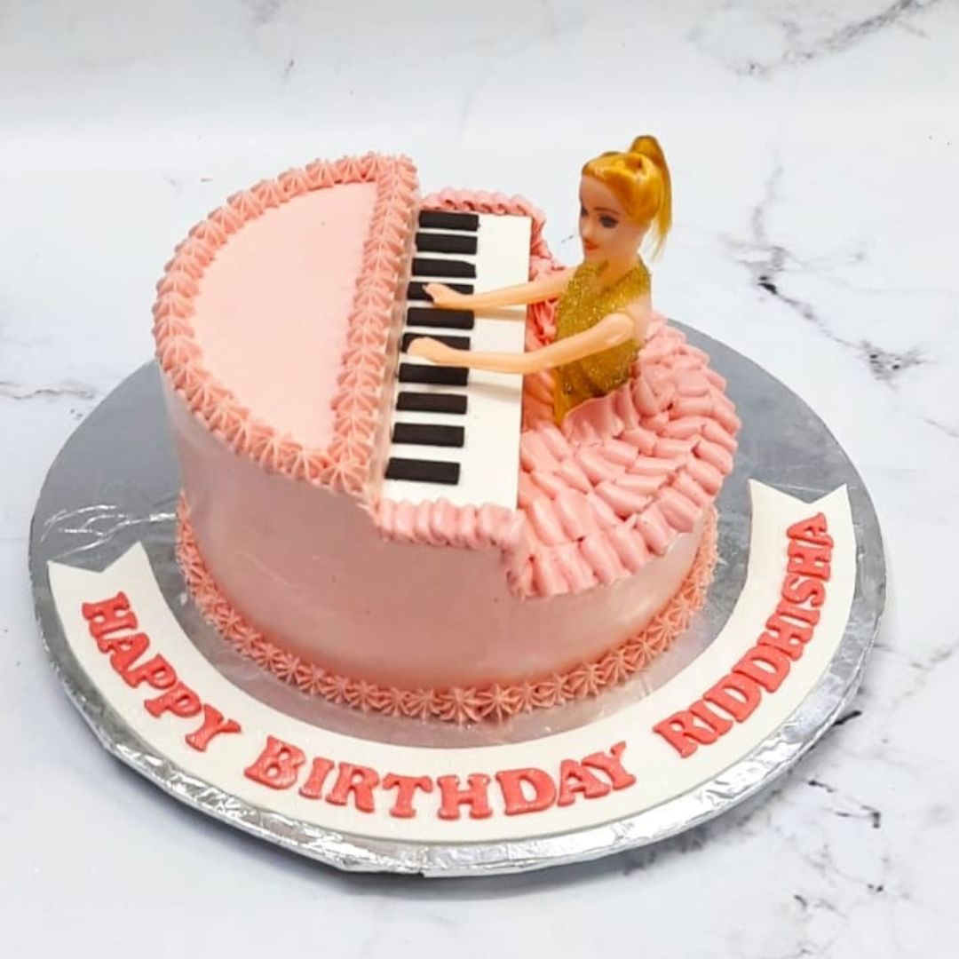 Barbie's Piano Cake