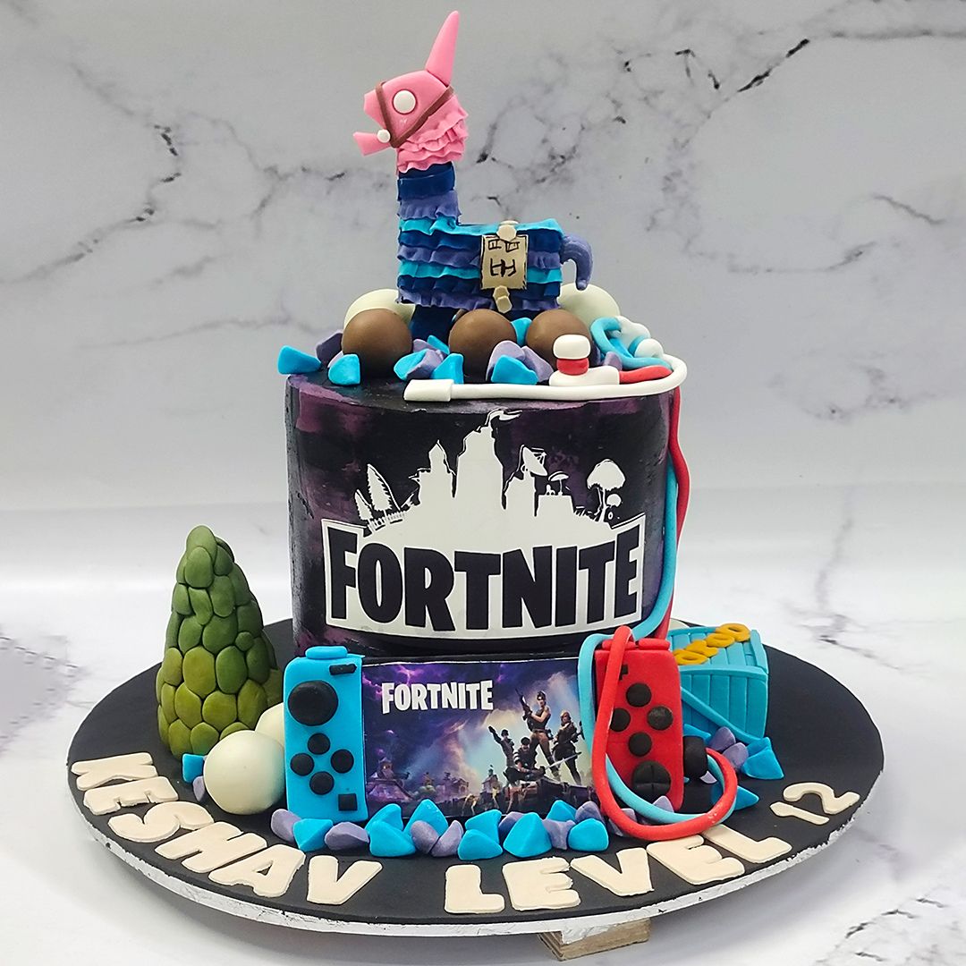 Fortnite Gamers Cake