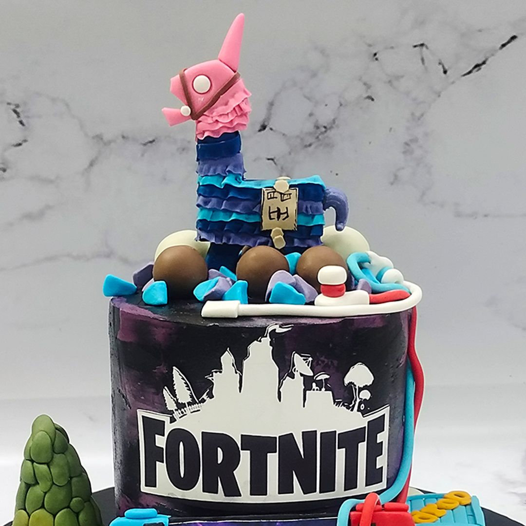 Fortnite Gamers Cake